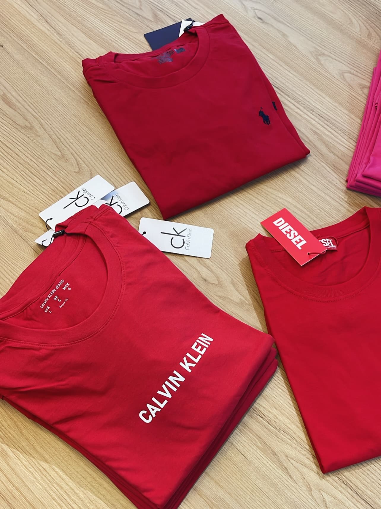 Camiseta Calvin Klein Color — Calvin Klein