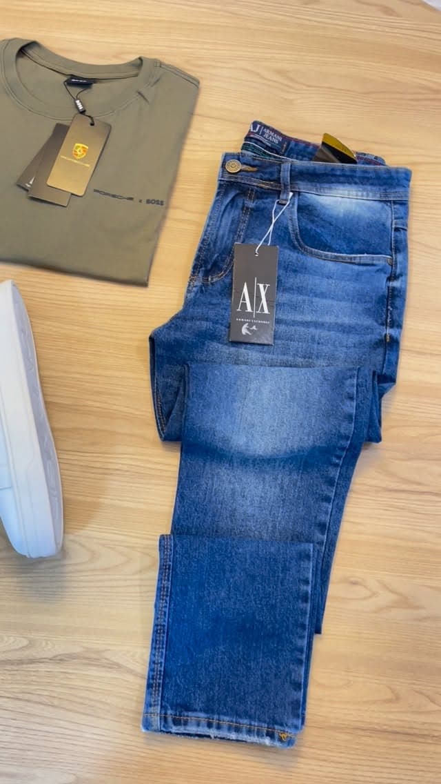 Jeans Escuro Slim — Calvin Klein